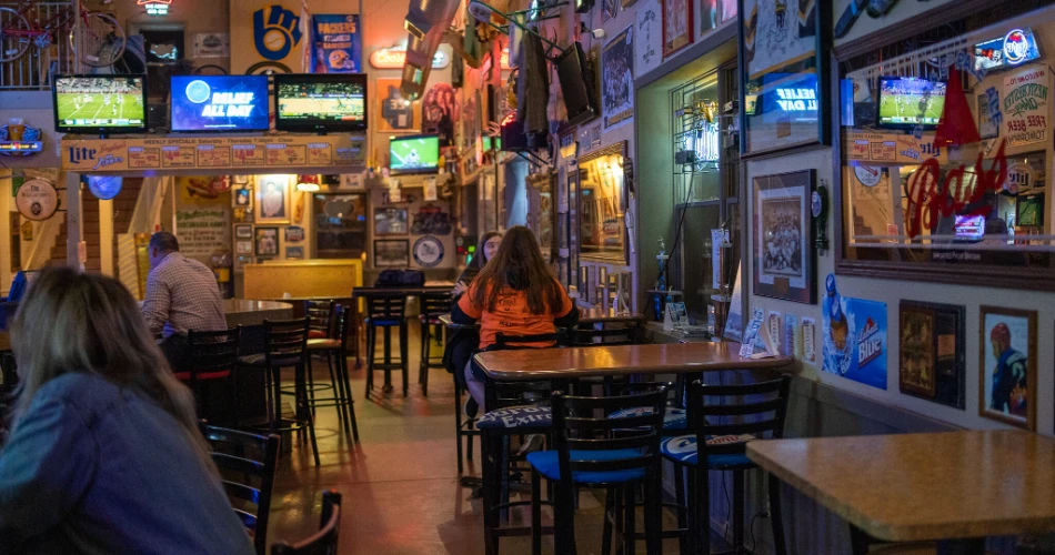 Best 10 Restaurants in De Pere