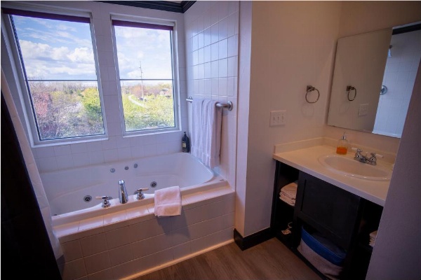 Nuk's Executive Suites image 62