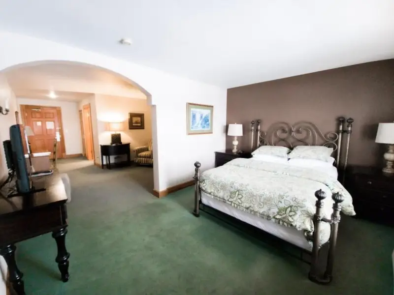 Deluxe Single Room